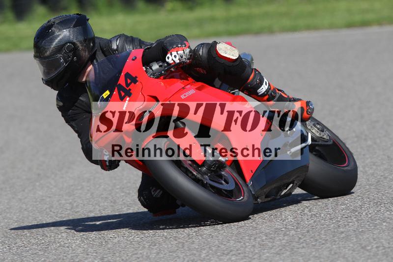 /13 01.05.2025 Speer Racing ADR/Gruppe gelb/44